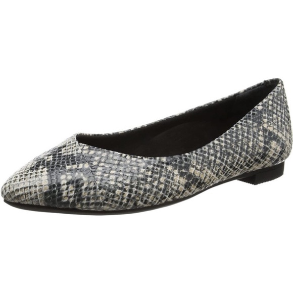 Vionic | Caballo Snake Print Pointed Toe Orthotic Ballet Flat - Picture 1 of 9